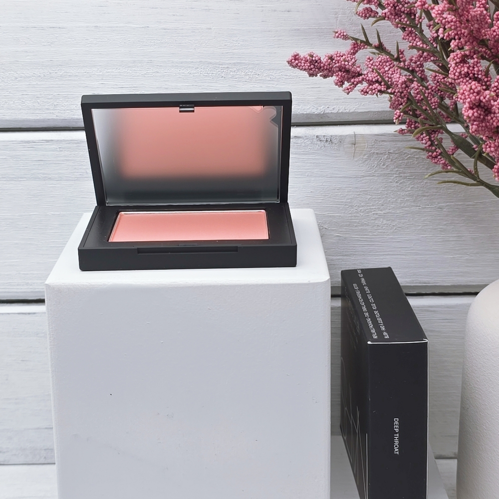 NARS Blush Compact In Deep Throat - Picture 3 of 6